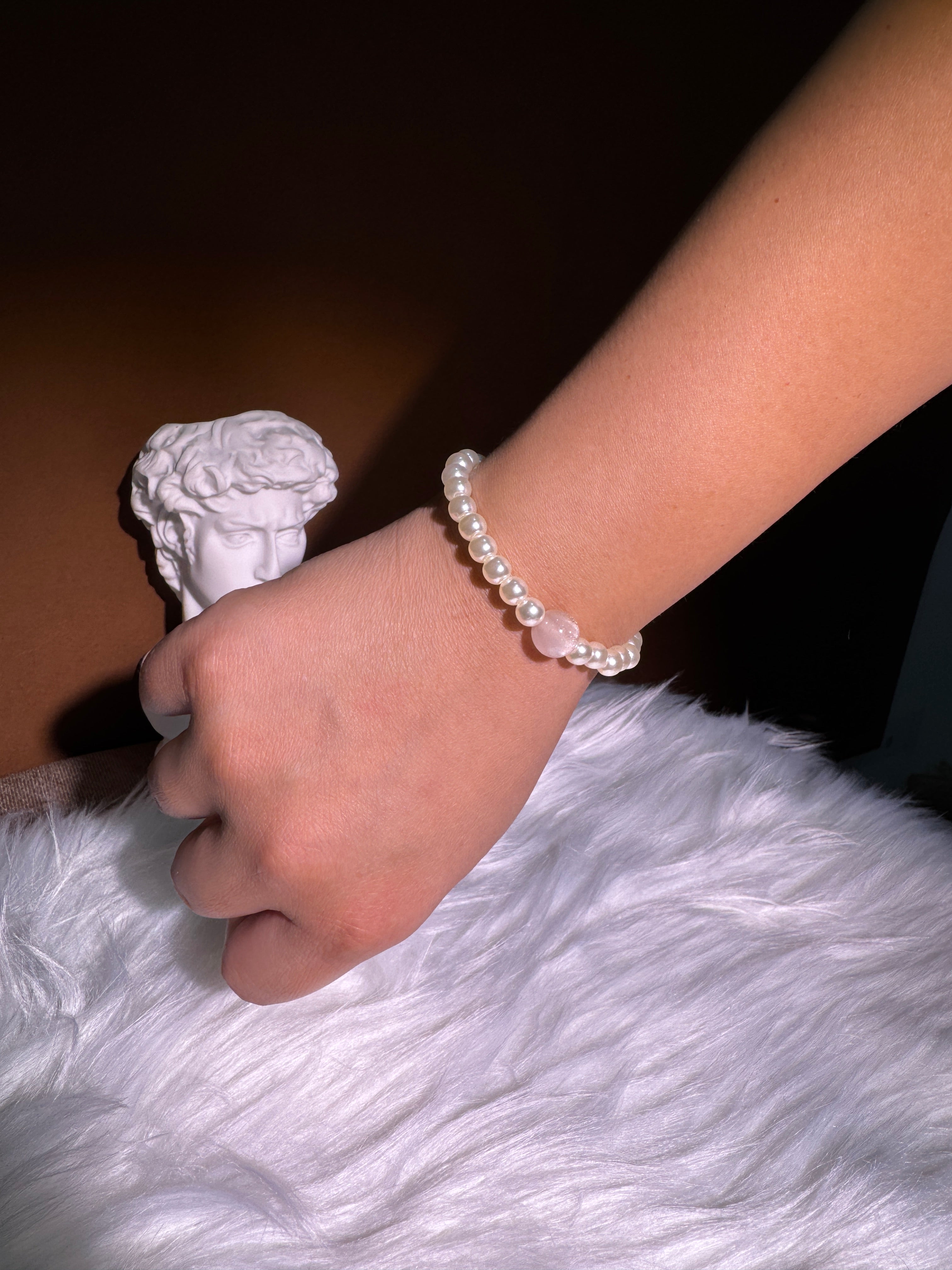 'Ally' wood pearl bracelet